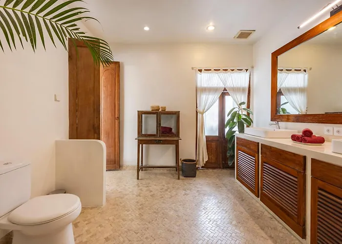 Telma - Charming 2br In Seminyak, Walking Distance To Eat Street Seminyak